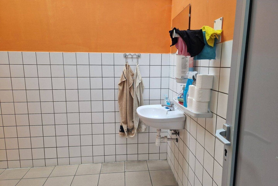 1170